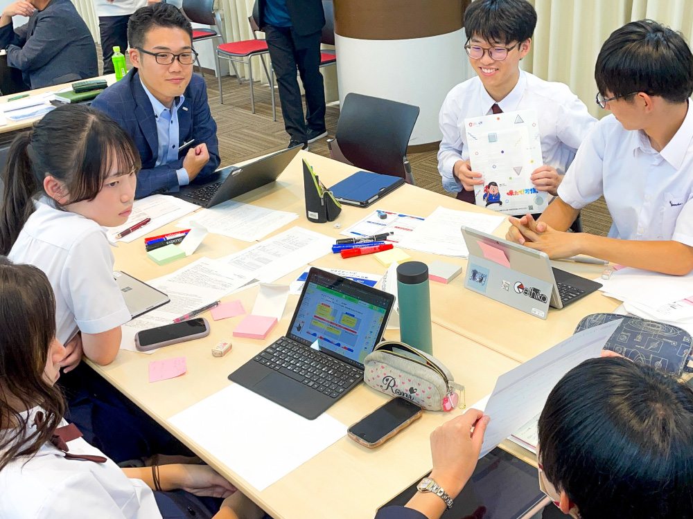 話し合いの様子